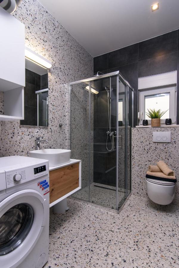 Batinic Apartments Kaštela エクステリア 写真